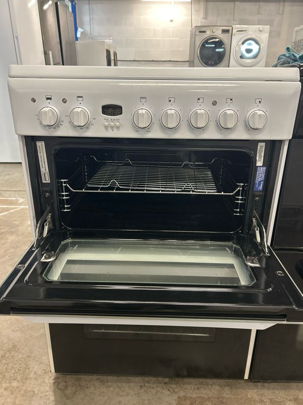 Indesit ID60C2 60cm Electric Cooker Double Oven White