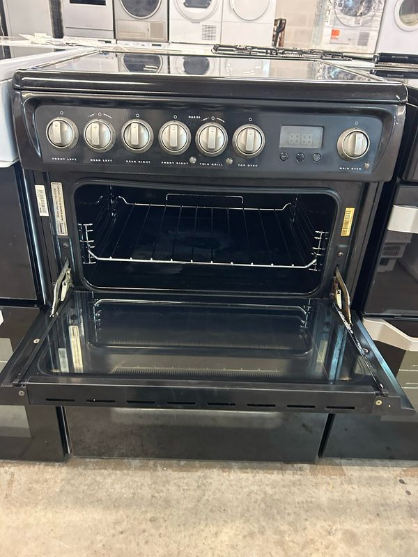 Hotpoint 60cm Electric Cooker Ceramic Hob Black