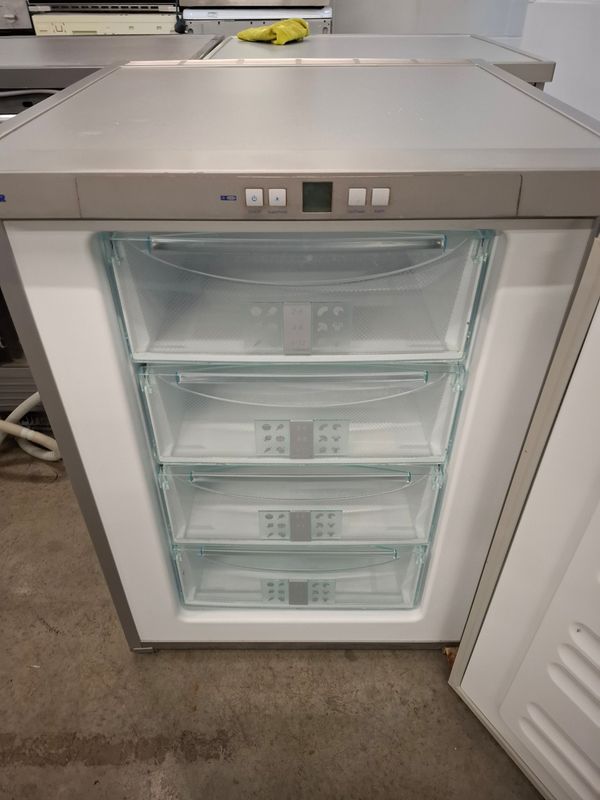 Liebherr Premium Undercounter Semi-Commercial Freezer H84cm W60cm D60cm Stainless