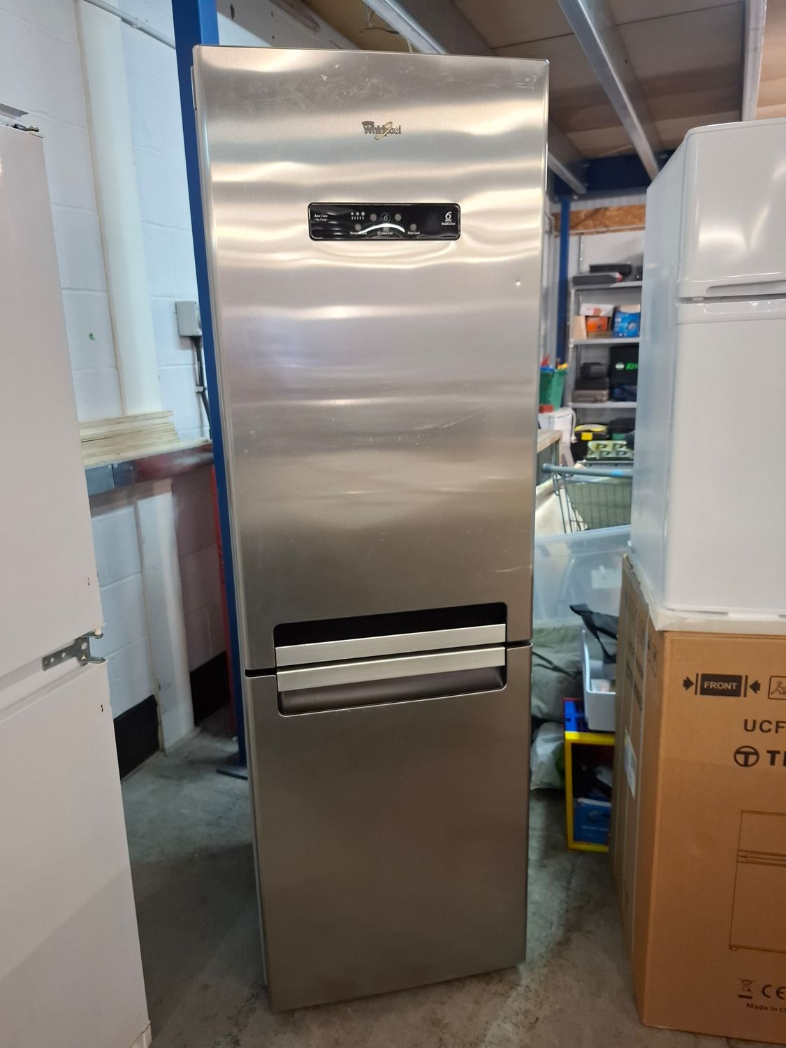 Whirlpool Fridge Freezer Silver H187cm W60cm D66cm