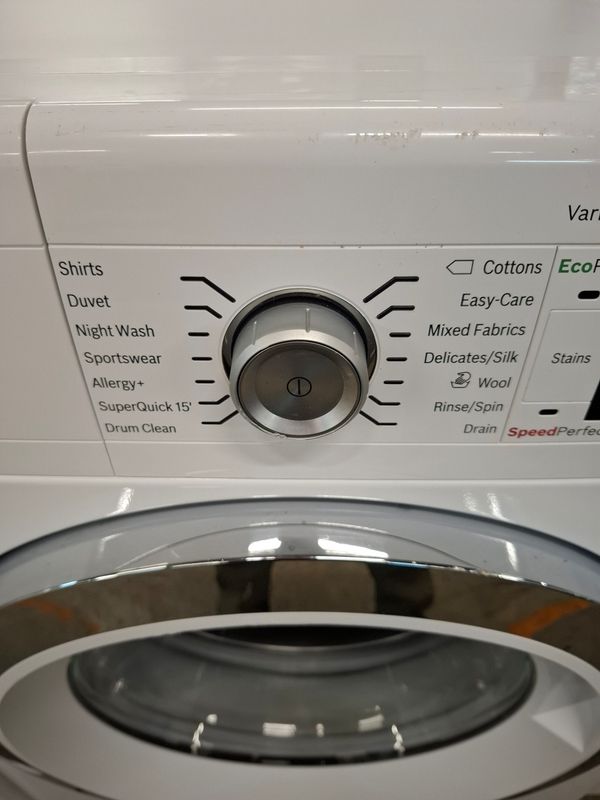 Bosch WAW32560GB Series 8 9kg 1600rpm Washing Machine White