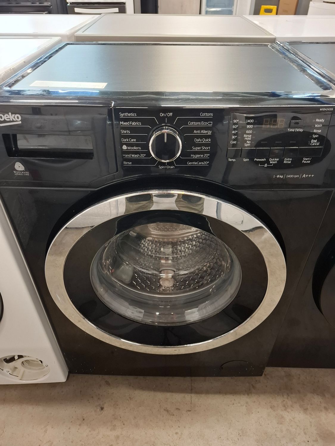 Beko WX842430B 8KG 1400rpm Washing Machine Black