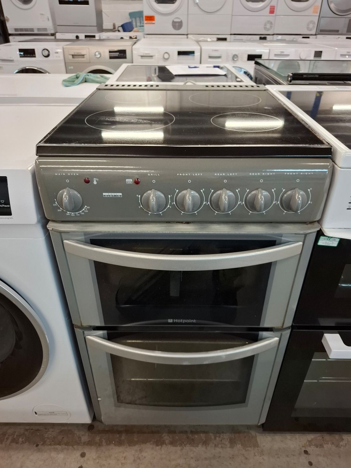 Hotpoint 50cm Electric Fan Cooker Twin Cavity Silver 