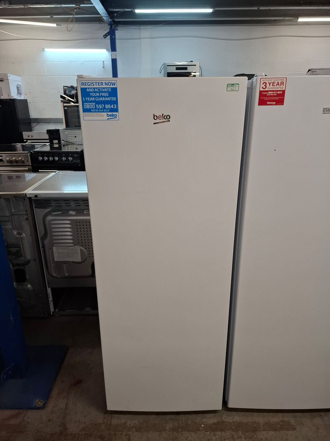 Beko FFG1545W Tall Freezer White H147cm W54cm D57cm