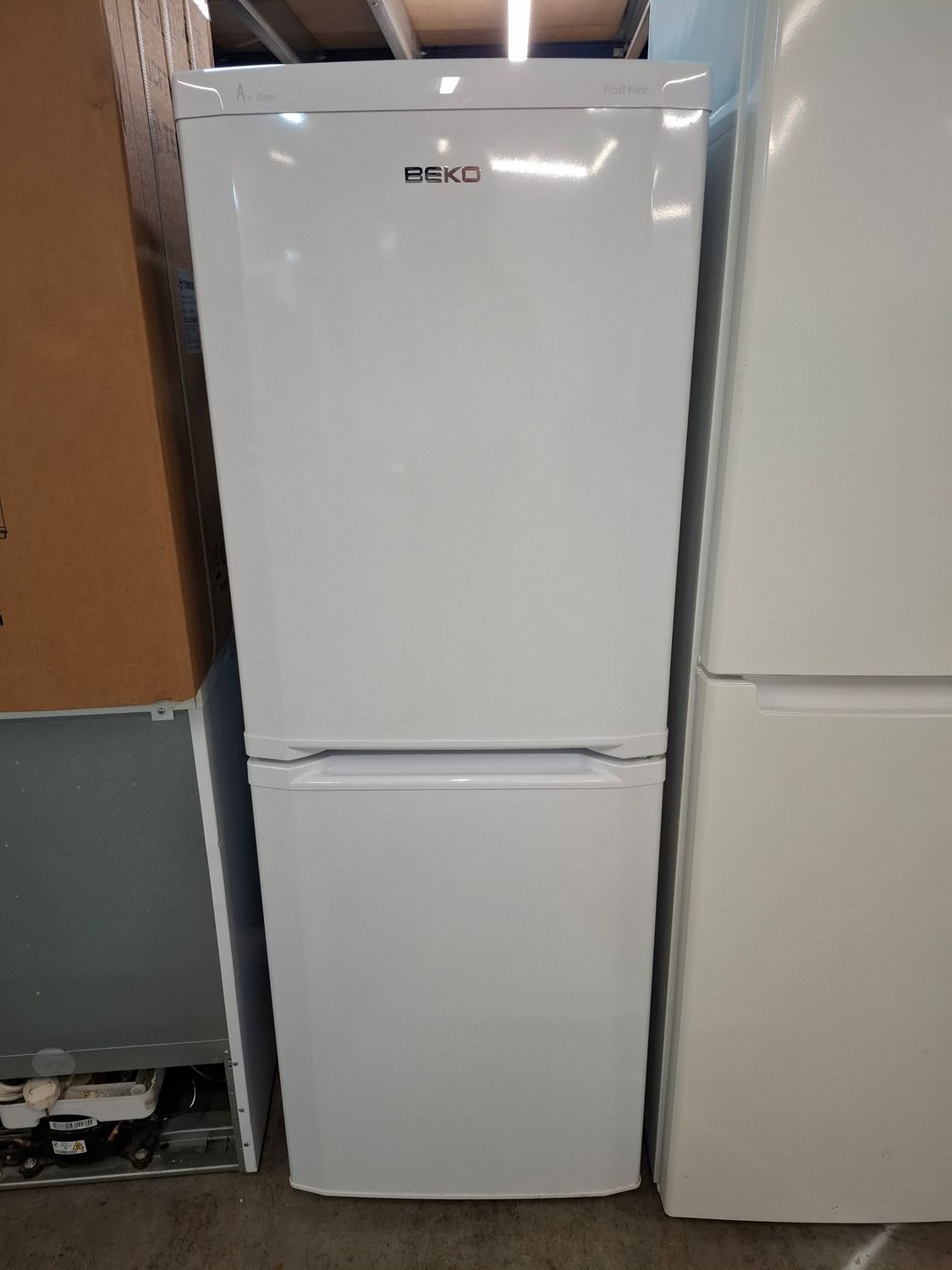 Beko K54240H Fridge Freezer White H152.5 W54 D54CM