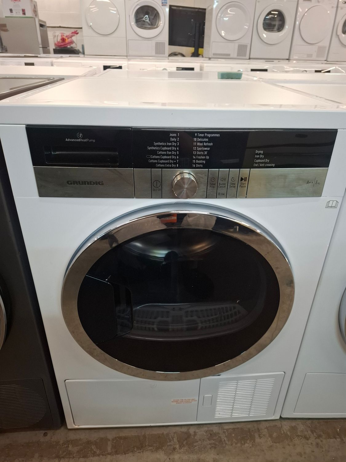 Grundig GTN38250HGCW 8kg Heat Pump Condenser Dryer White