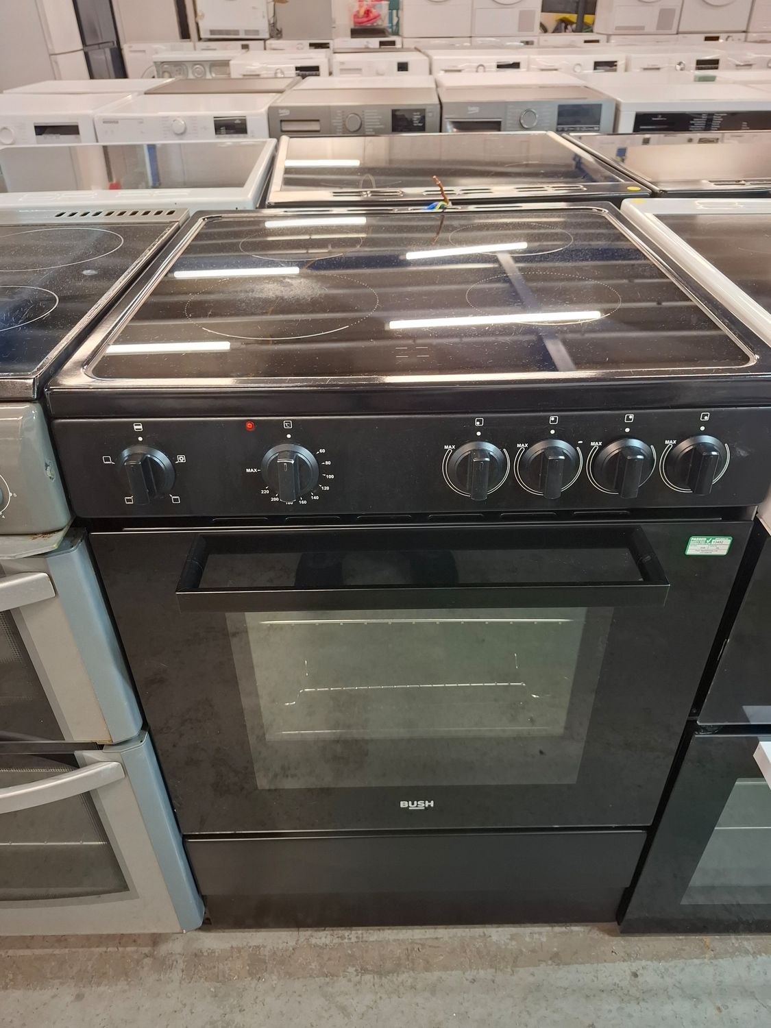 Bush 60cm Electric cooker Convection Oven Single Cavity Black