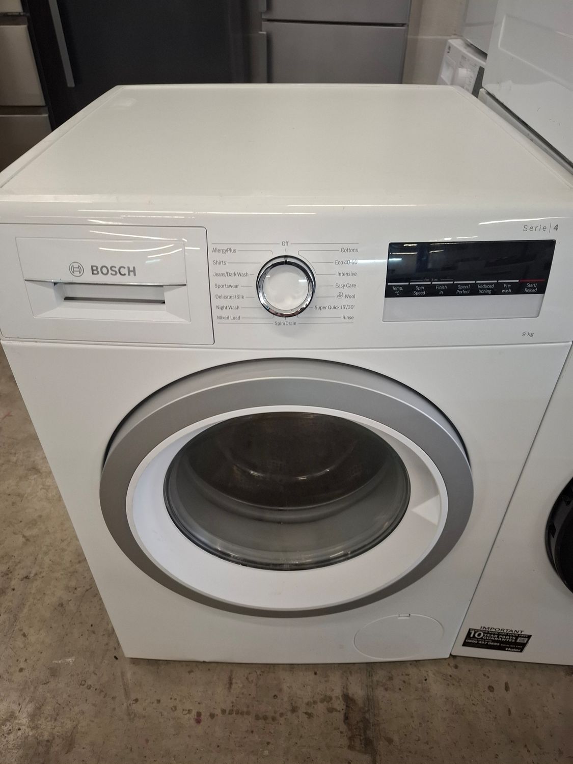 Bosch Serie 4 WAN28209GB 9kg 1400rpm Washing Machine White
