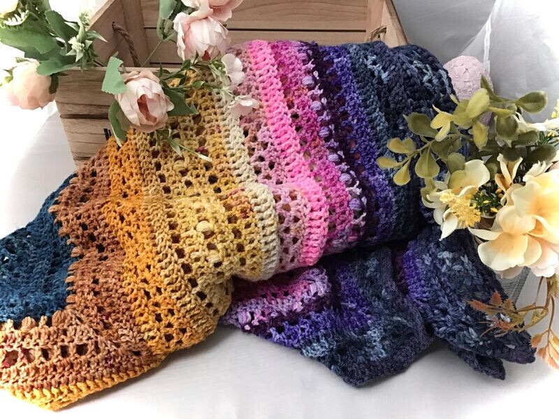Grand plaid au crochet , tres chaud réf 3010