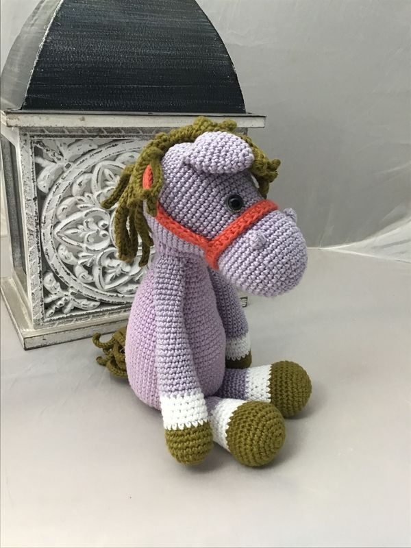 Petit poney au crochet