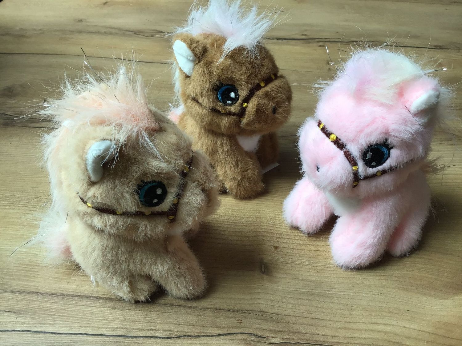 peluche petit poiney