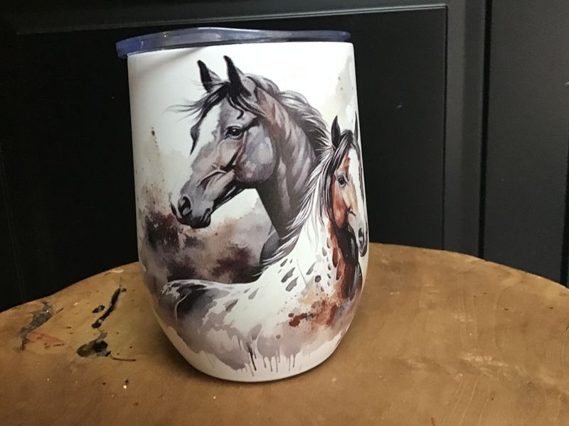 Tasse de voyage chevaux