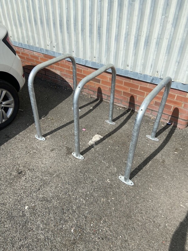 Sheffield cycle stand (base fixed)