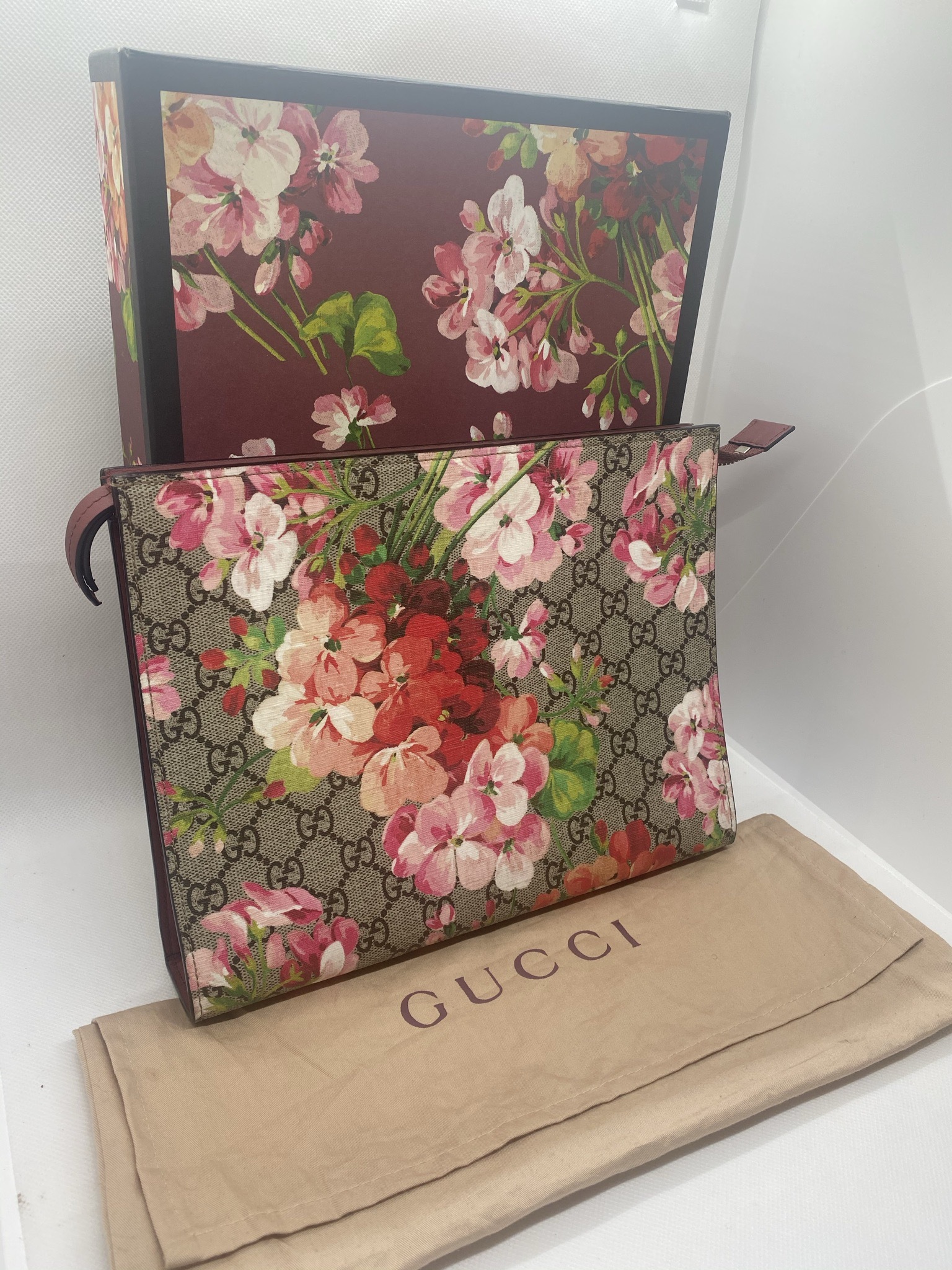 Gucci Bloom Large Clutch Bag