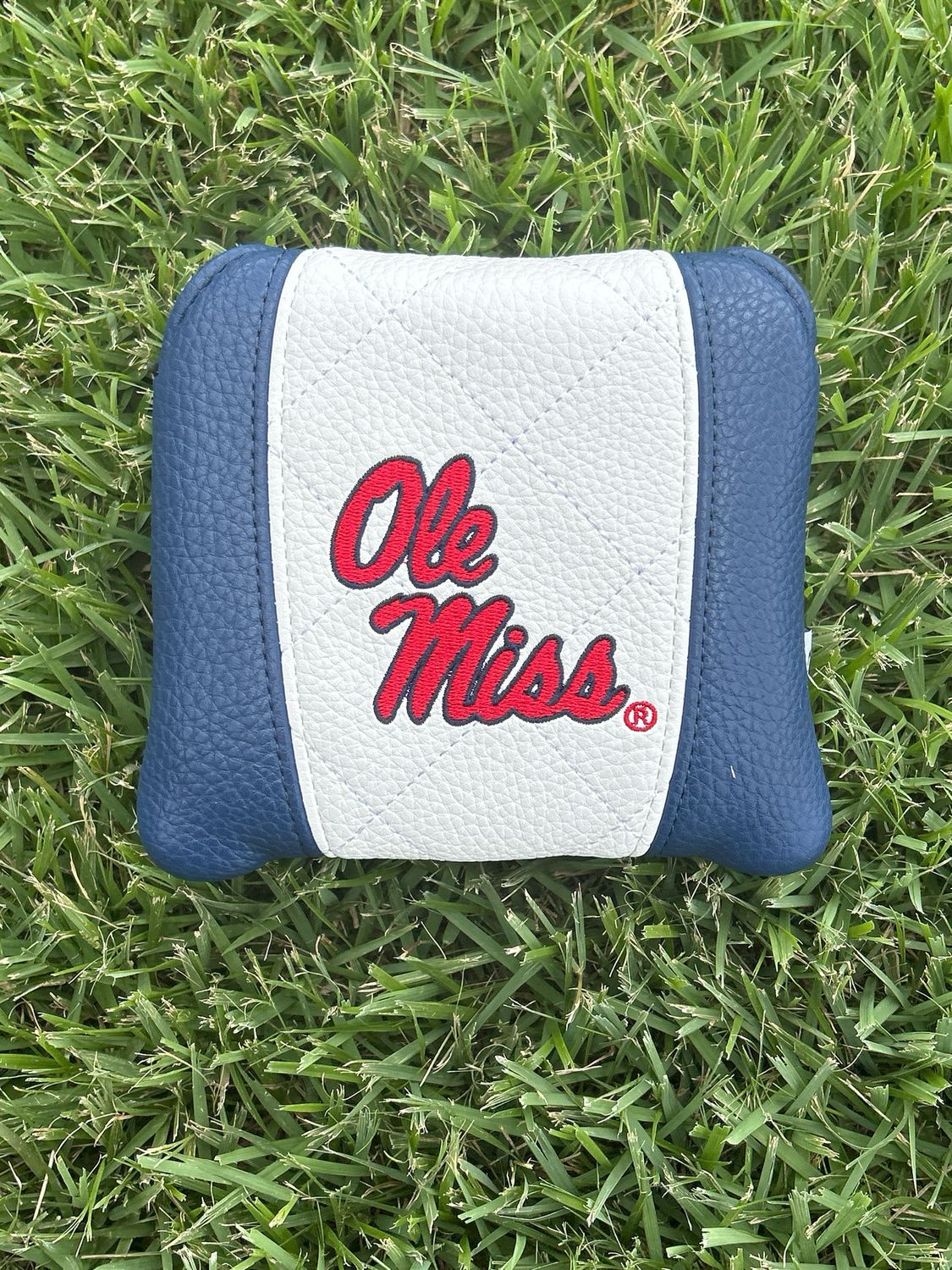 Ole Miss Mallet Putter Cover White/Navy
