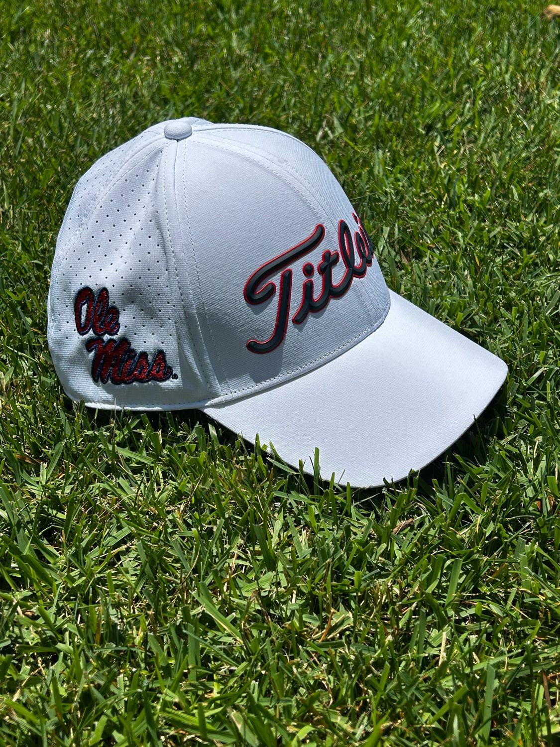 Titleist Players Tech White &quot;Ole Miss&quot;
