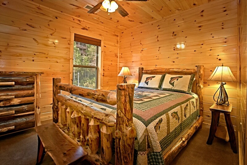 Bedroom 9 (King Bed)