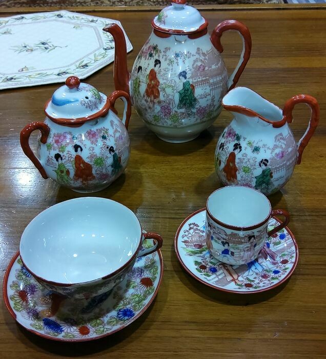 Juego de café o té - Porcelana japonesa