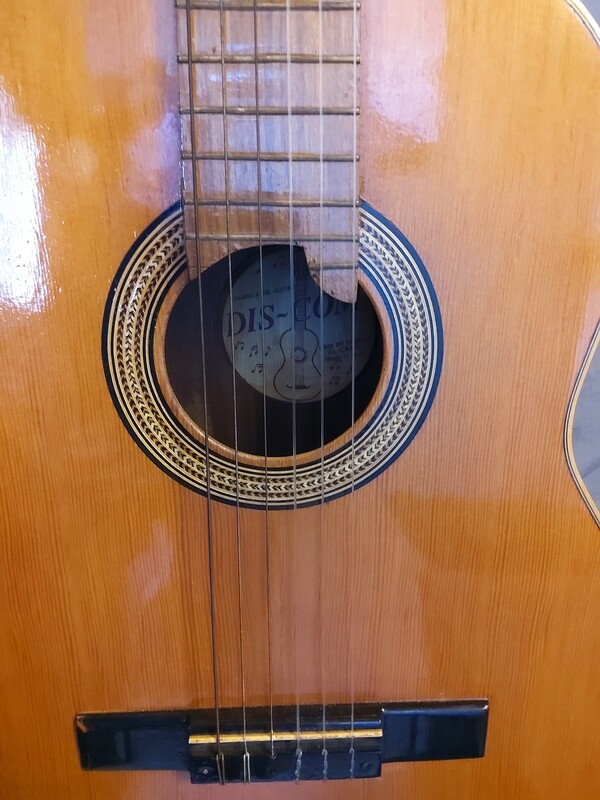 Guitarra clásica DIS-COM - España 1975