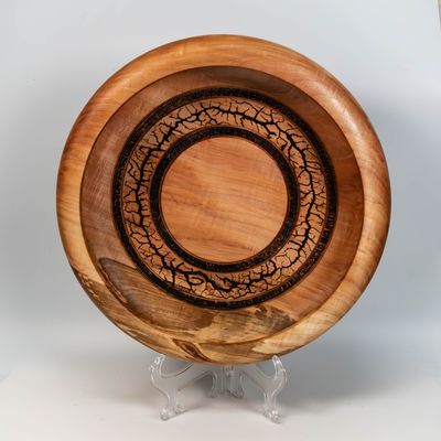 Artisanal Maple Wood Decorative Bowl with Unique Lichtenberg Fractal Design Artisanal Maple Wood Decorative Bowl with Unique Lichtenberg Fractal Design