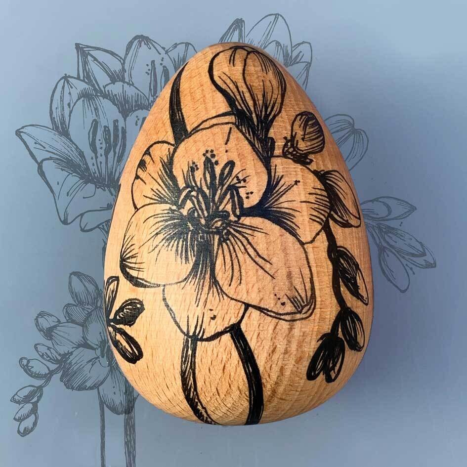 Decorative Wooden Eggs - Freesia