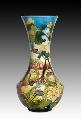 Prestige Hockeridge and Pancake Woods Vase