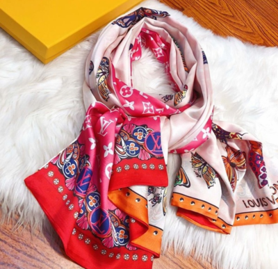 Louis Vuitton scarf(šal)