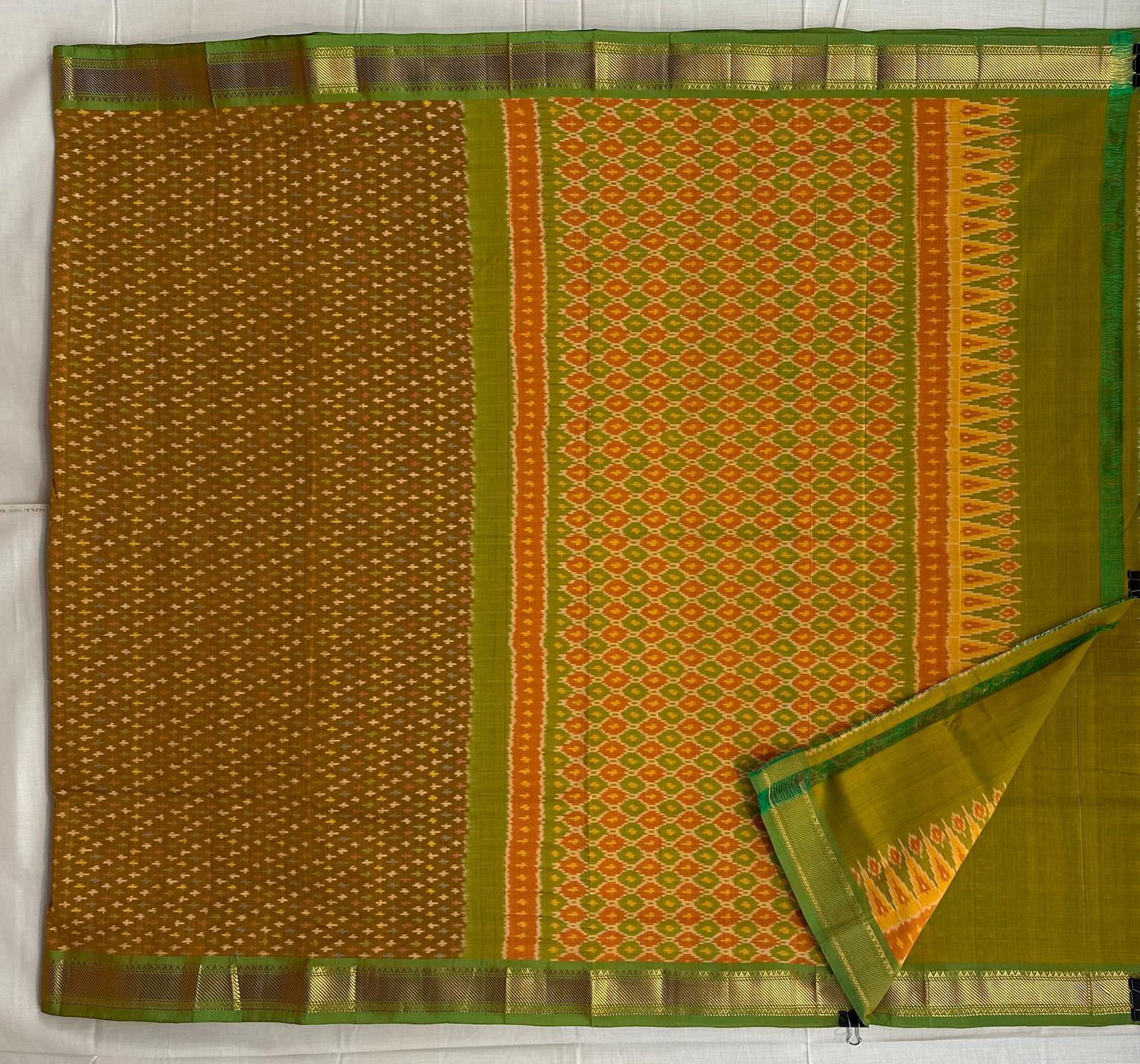Ikkath Sico Saree Small Kaddi Border with Blouse