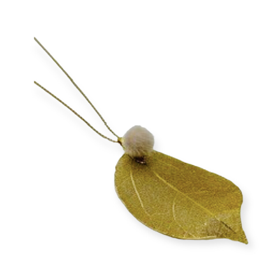 Pom Pom Leaf Necklace
