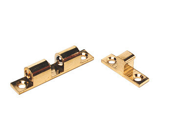 RVD Brass Bead Catch 2&quot; H221