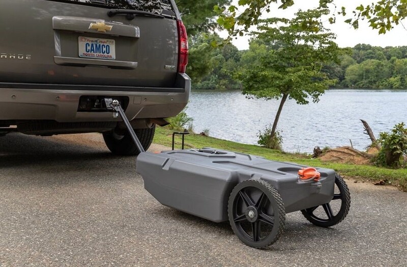 Camco Rhino Tote Tank Steerable 4 Wheels 28 Gallon= 39005