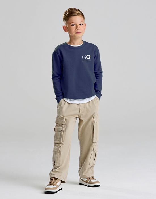 Crewneck/ Sweater - GO Crewneck/ Sweater - GO