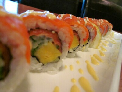 Lunch Smoked Salmon Lover Roll