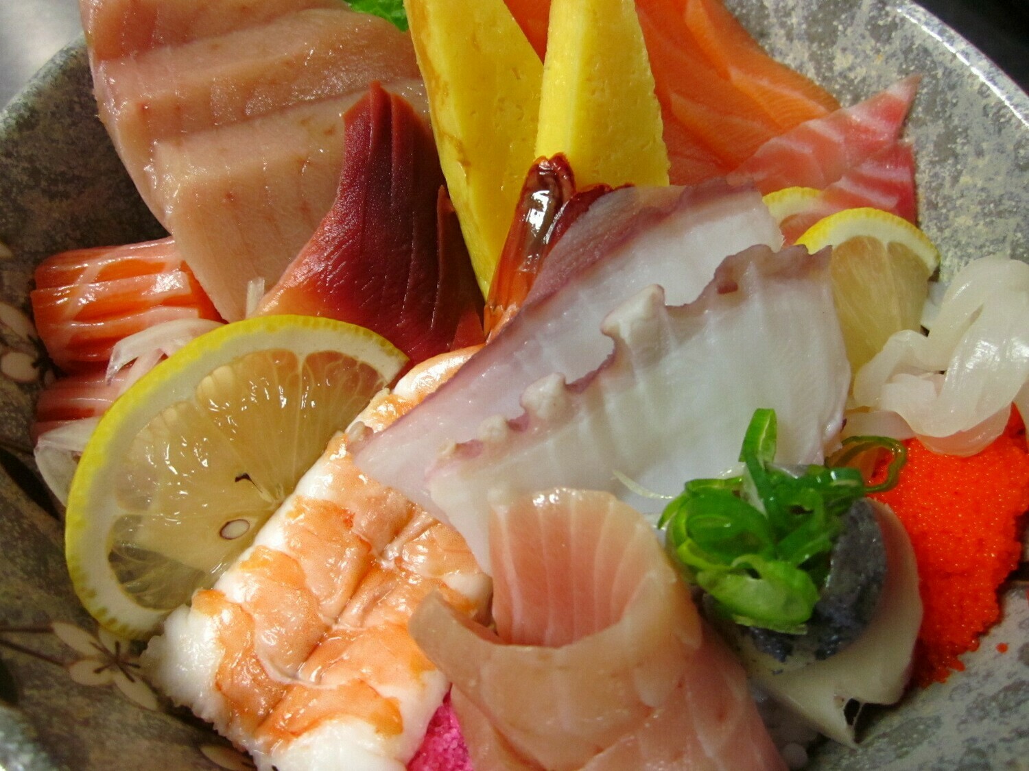 Chirashi Sushi