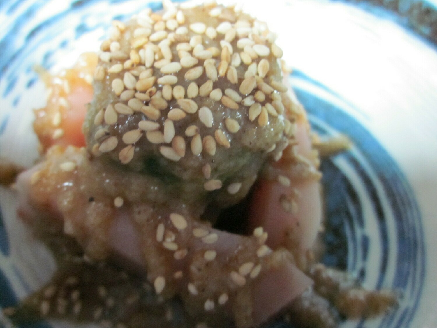 Tuna Gomaae