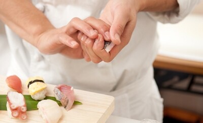 Hand-Formed (Nigiri sushi)