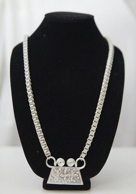 Hmong Men necklace 01