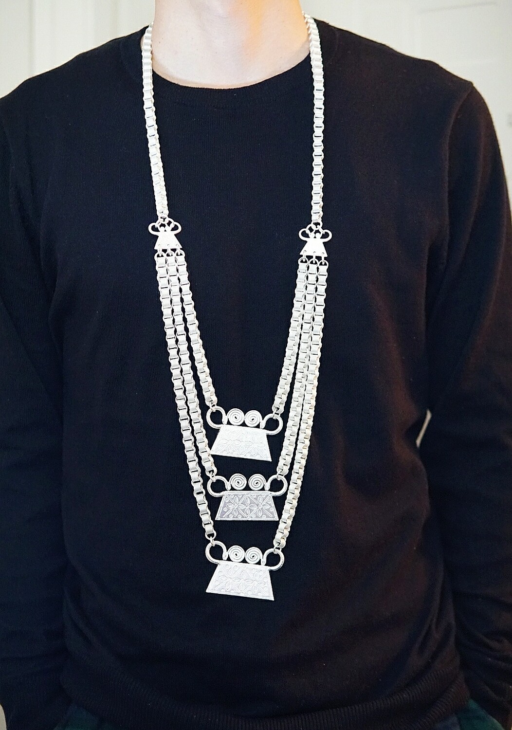 Hmong Men necklace 03