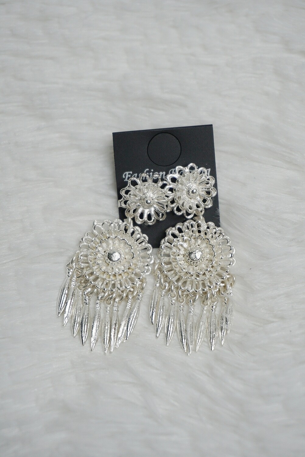 Hmong Daisy earrings