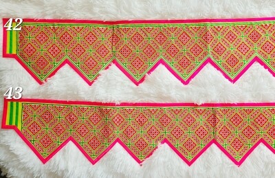 Hmong Moos Pheeb Hlab Nyiaj-Medium Triangle style