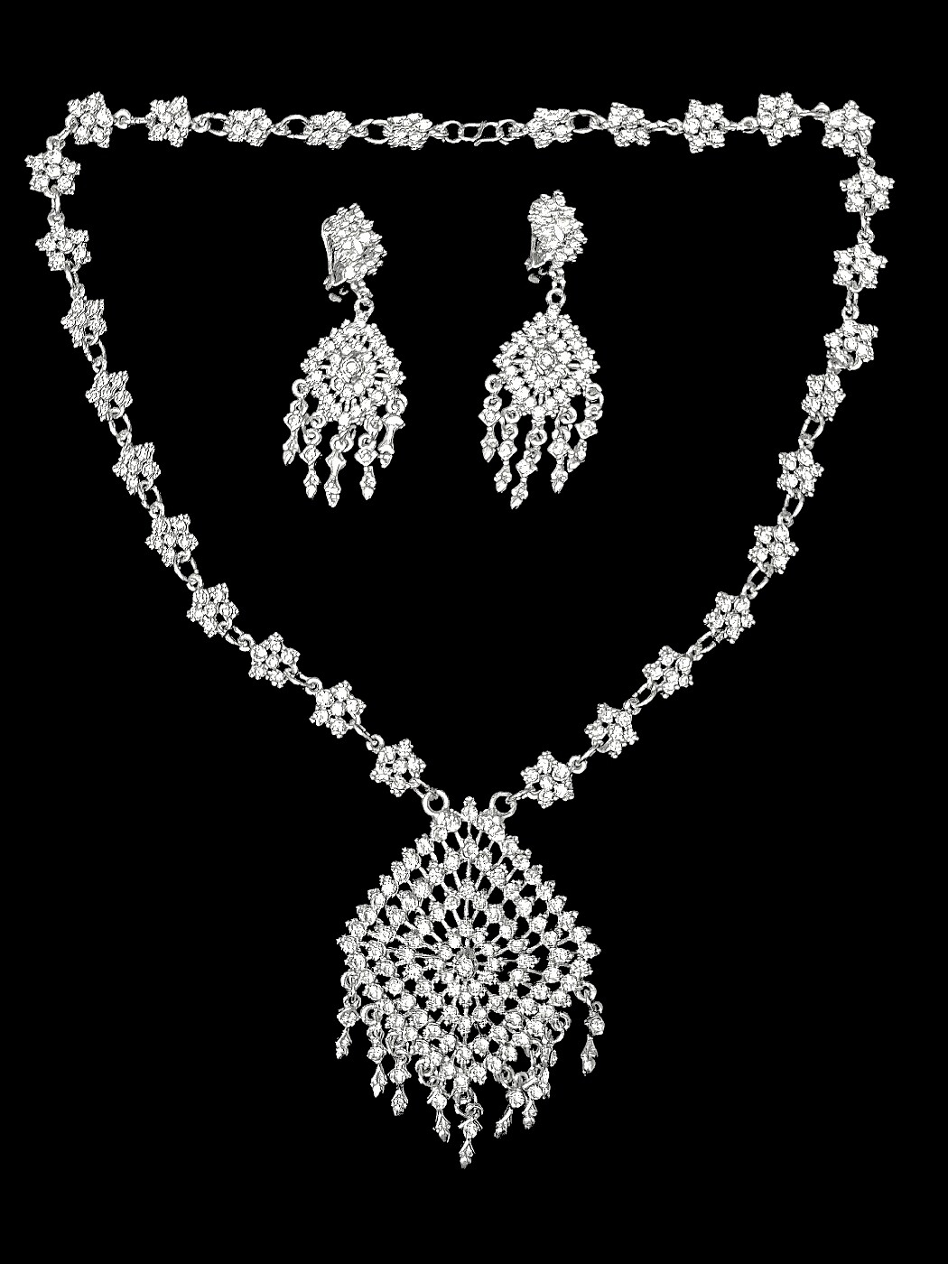 Silver Thai Necklace 07