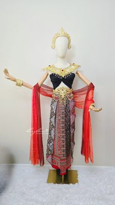 Black &amp; Red Thai Women Skirt Set 