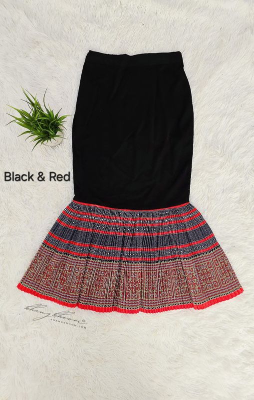 Black &amp; Red Mermaid Skirt