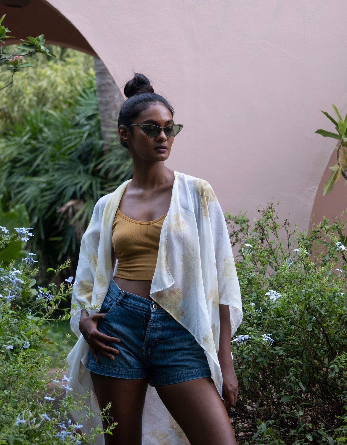 EP SHORT PONCHO