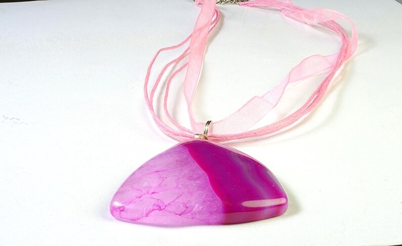 Sugilite Pink Royal Purple Magenta Cerise light pink quartz gemstone pendant bridesmaids prom party jewellery