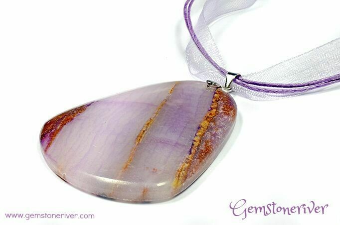 G84 Lavender Lilac Amethyst Purple Quartz Agate Gemstone pendant necklace