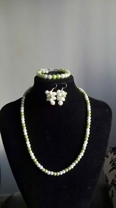 Apple lime green & Ivory Cream Pearl Necklace Bracelet & Earring Set - Bridesmaids Flower Girl Bride wedding gift Gemstoneriver