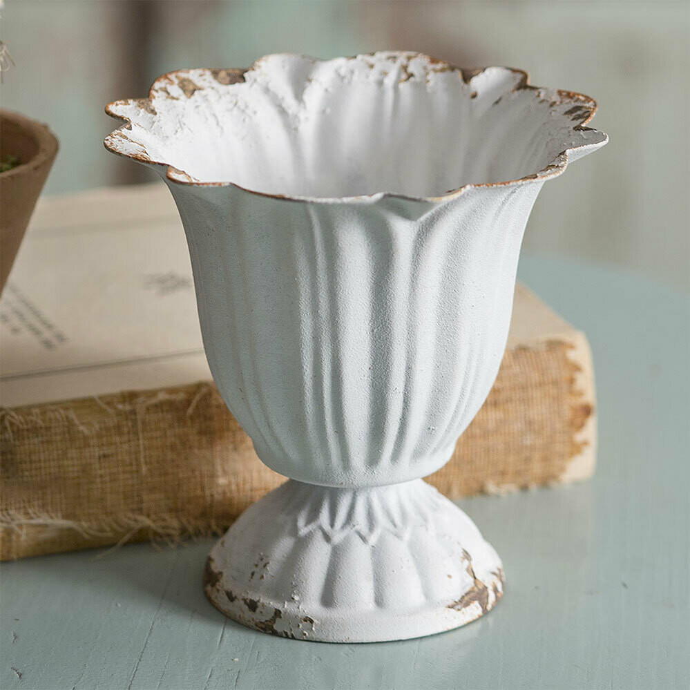 Distressed Scalloped Cup