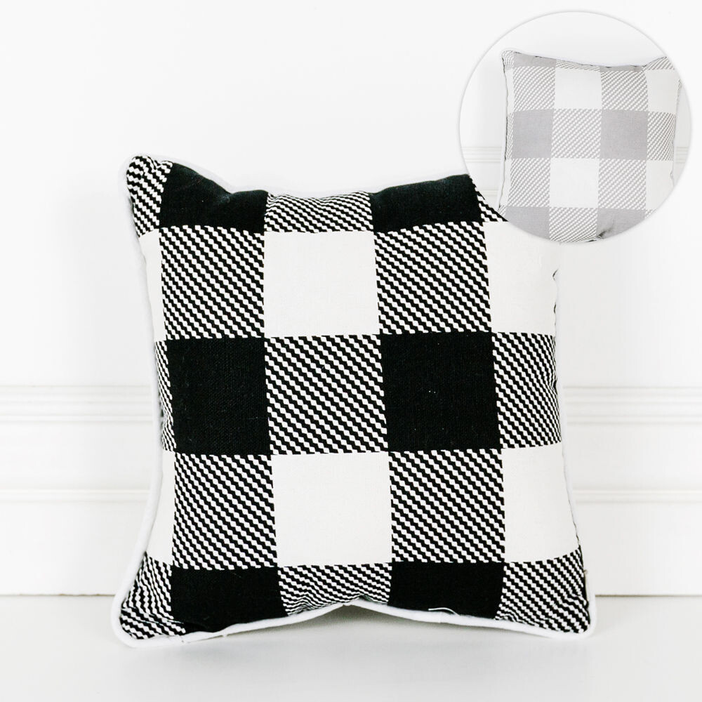 Sm Reversible Black & White Plaid Pillow