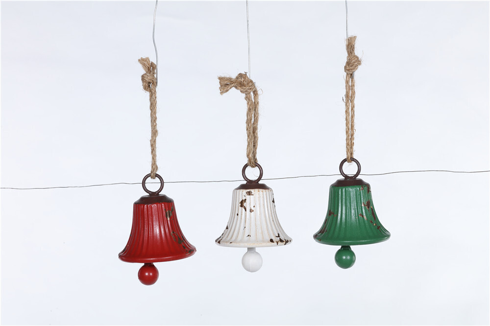 Sm Metal Red Fluted Bell